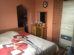 A Private room in the Blueberry House with Sauna and portable swimming pool and shared kitchen and bathroom